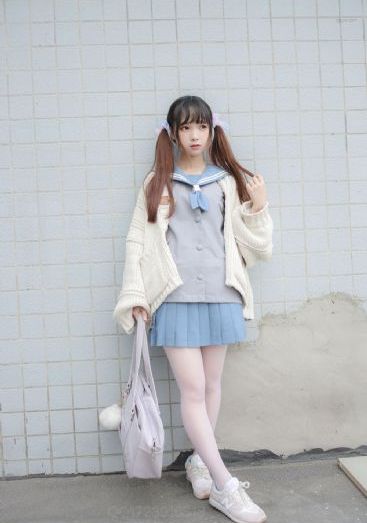 日本新婚夫妇中文字幕_超清影视在线观看